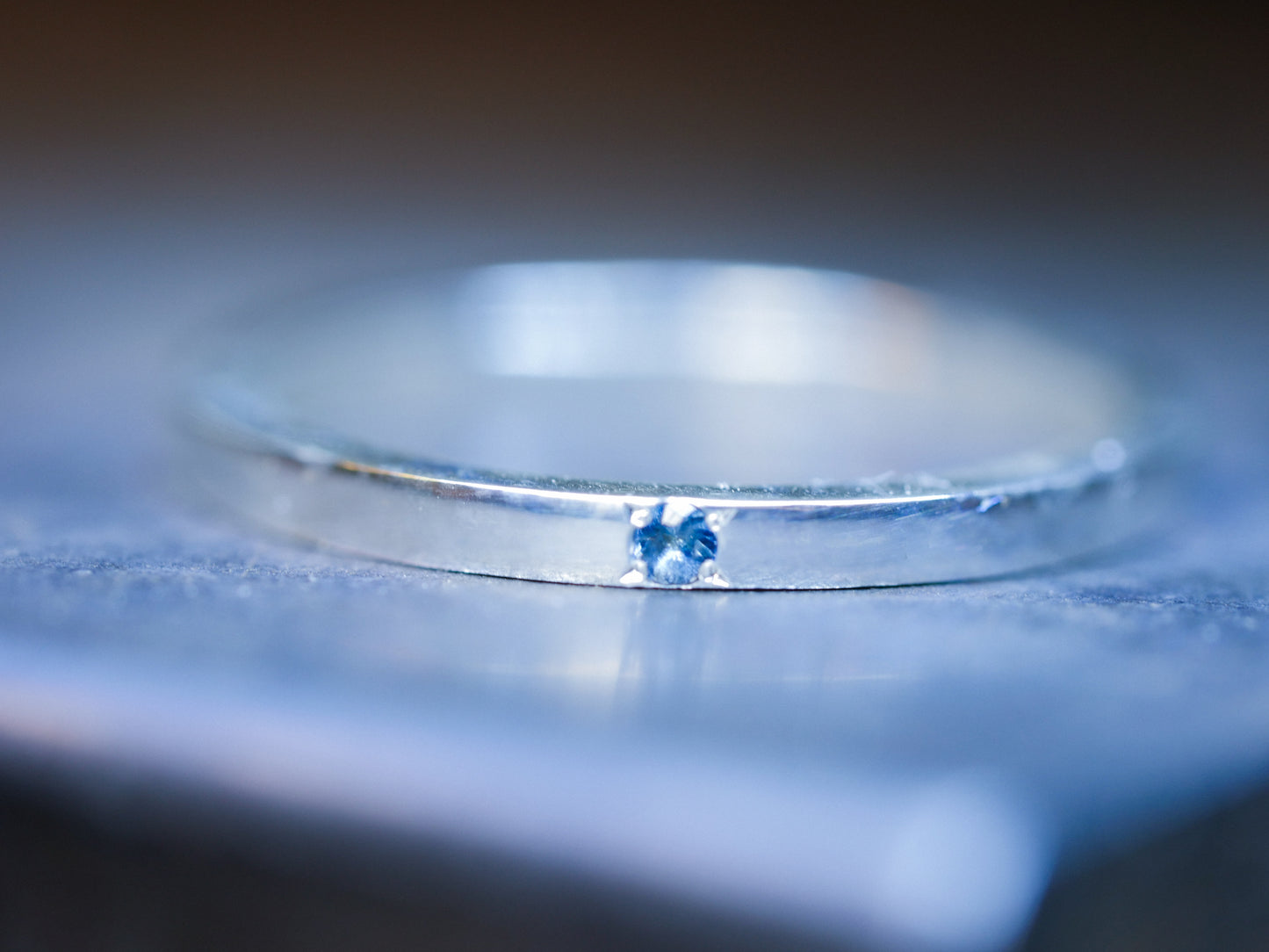 Simple sapphire ring