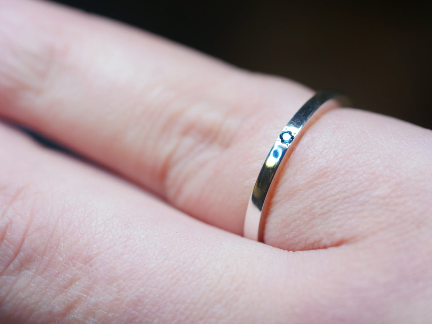 Simple sapphire ring