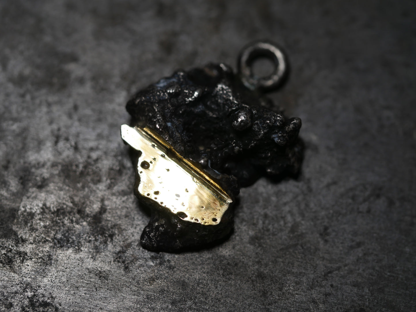 Météorite d'or